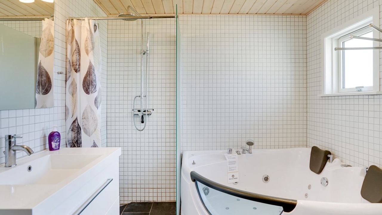 Photo of Bathroom in Spodsbjerg