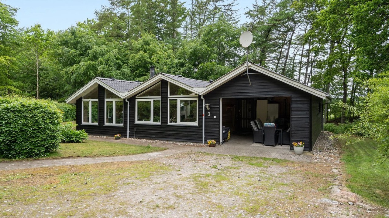 Photo of Others in Aars