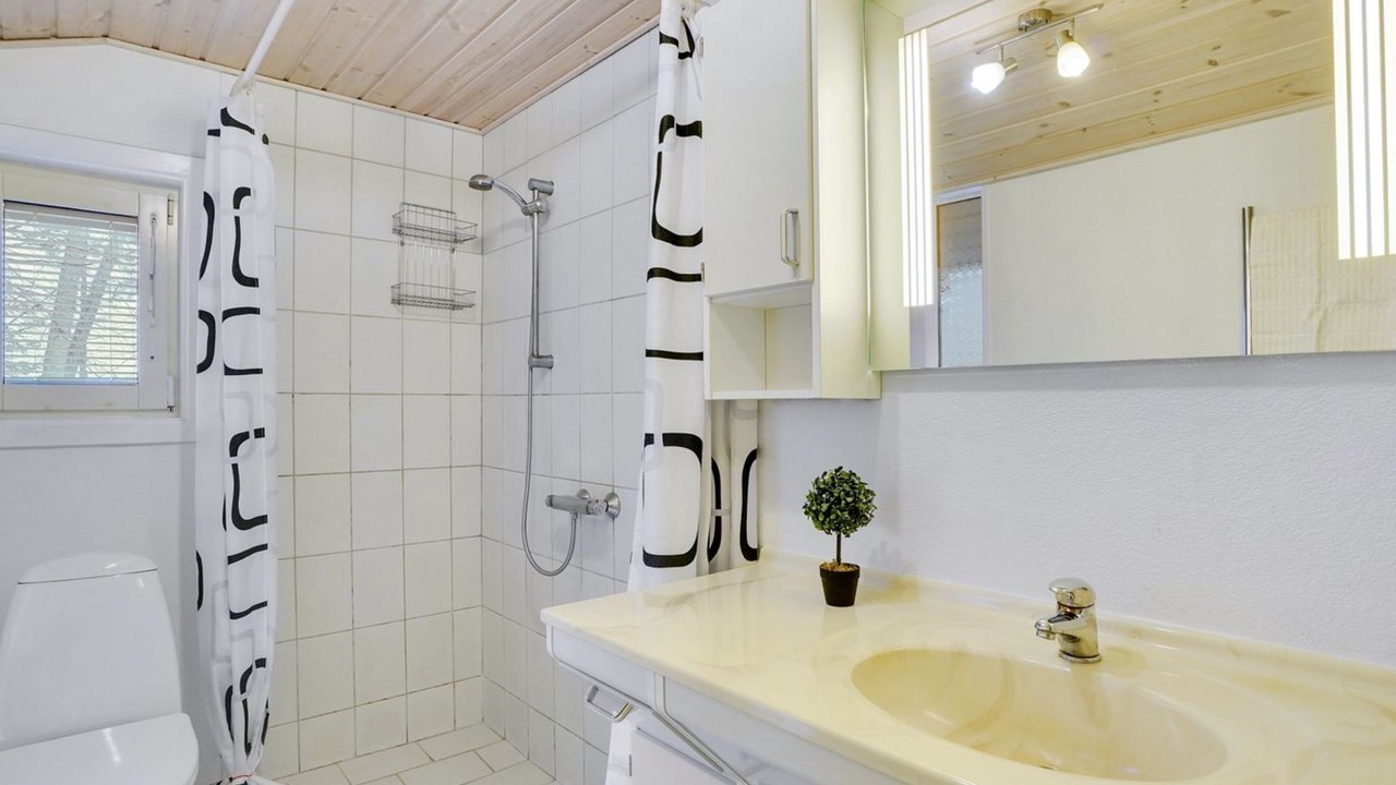 Photo of Bathroom in Aars