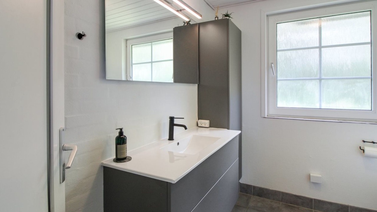 Photo of Bathroom in Jegum