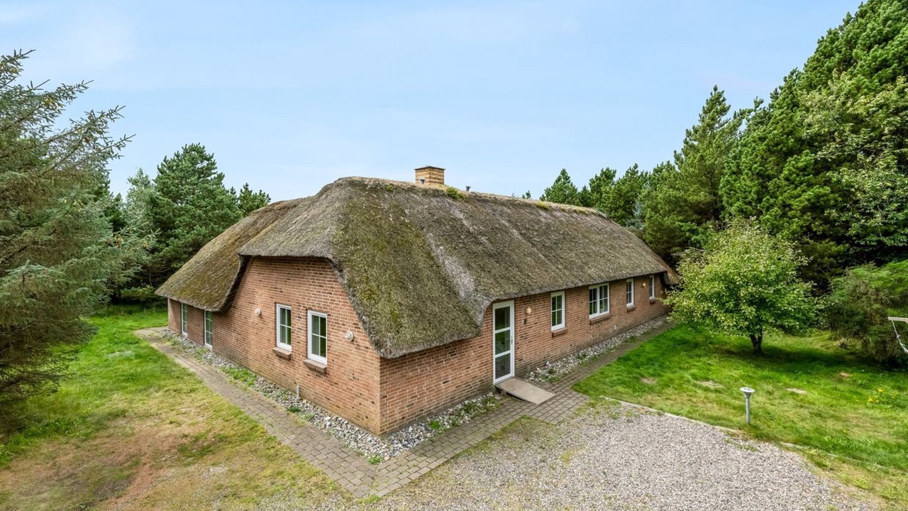 Photo of Others in Øhuse