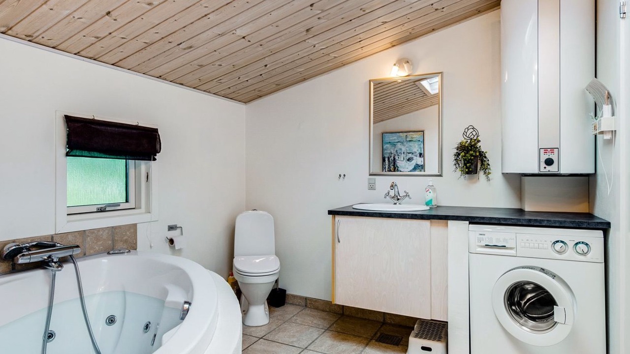 Photo of Bathroom in Sønder Vorupør