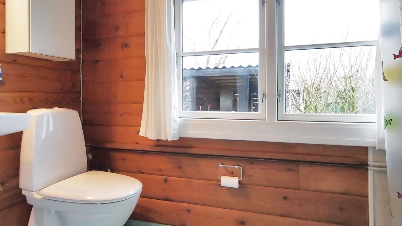 Photo of Bathroom in Helnæs By