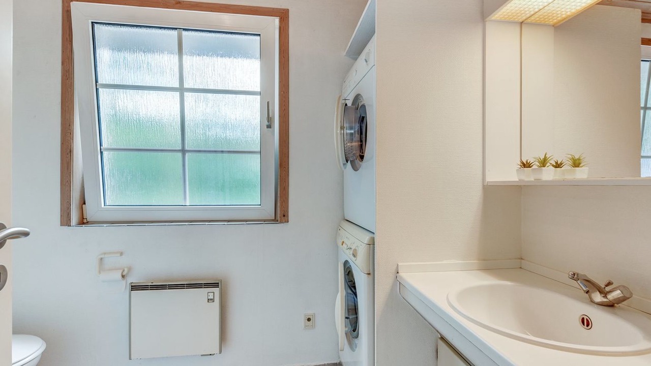 Photo of Bathroom in Jegum