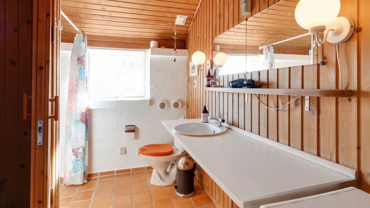 Photo of Bathroom in Rindby Strand