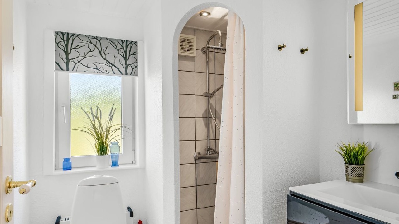 Photo of Bathroom in Lokken