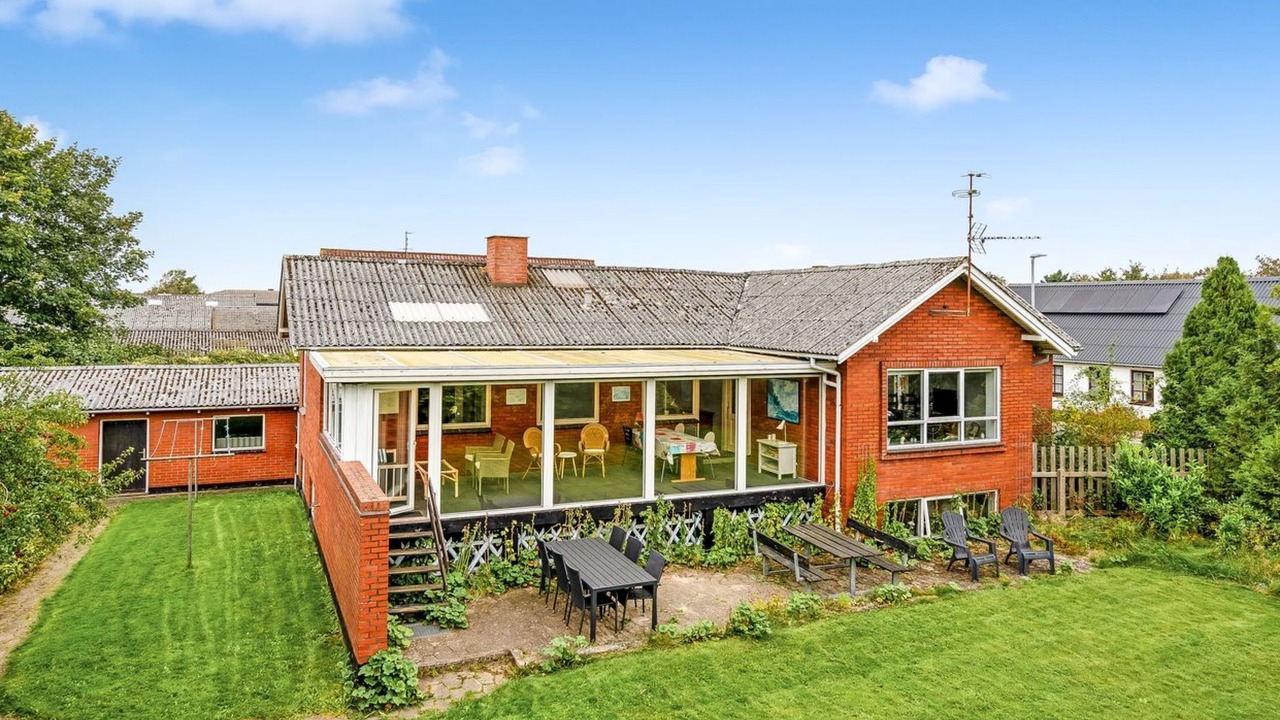 Photo of Others in Lokken