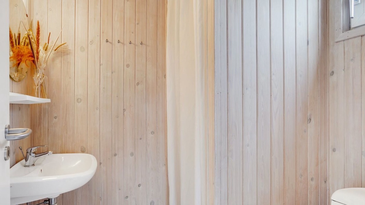 Photo of Bathroom in Haurvig