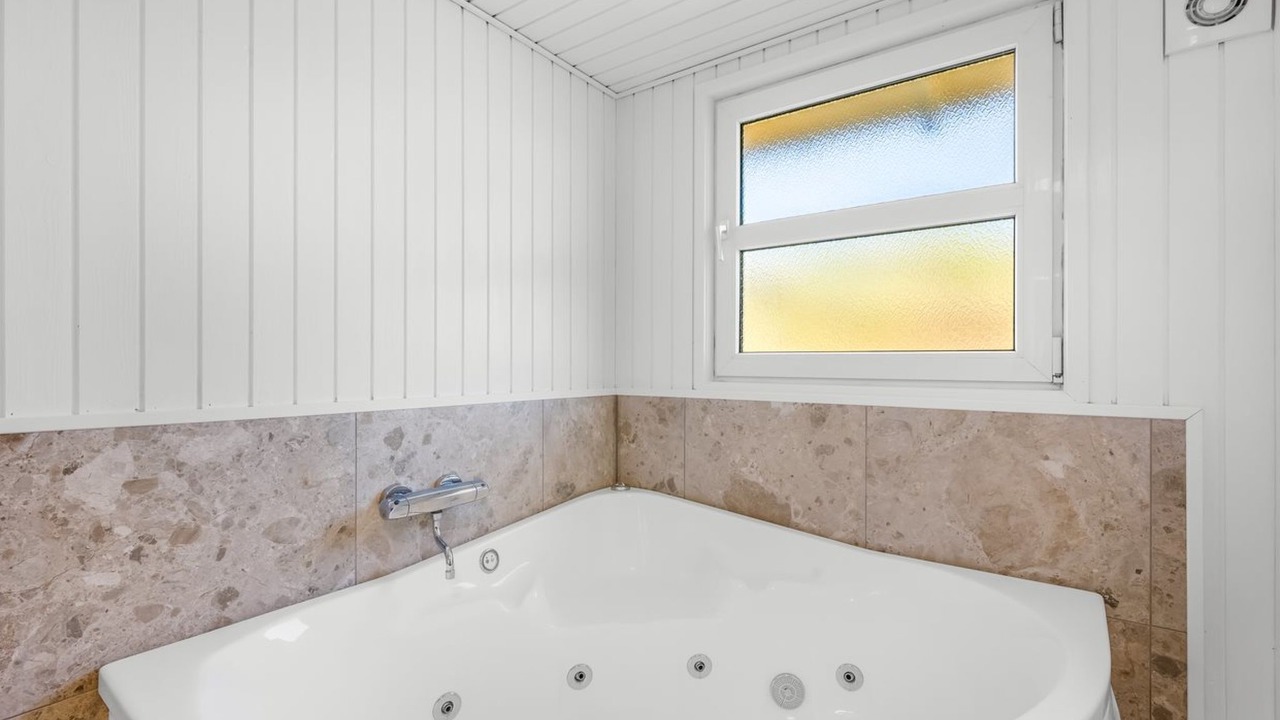 Photo of Bathroom in Haurvig