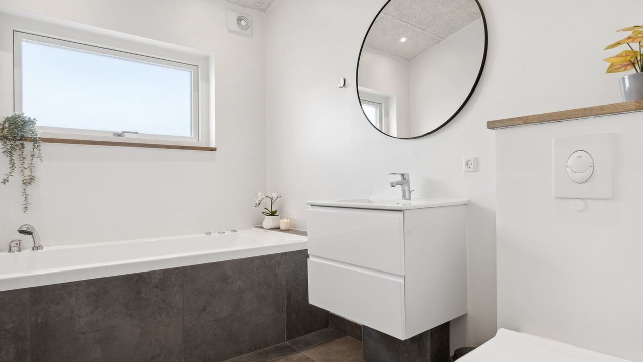 Photo of Bathroom in Grenaa