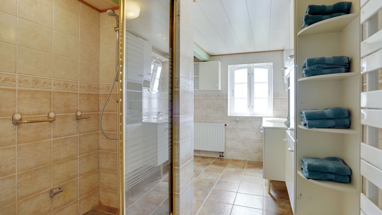 Photo of Bathroom in Ballum
