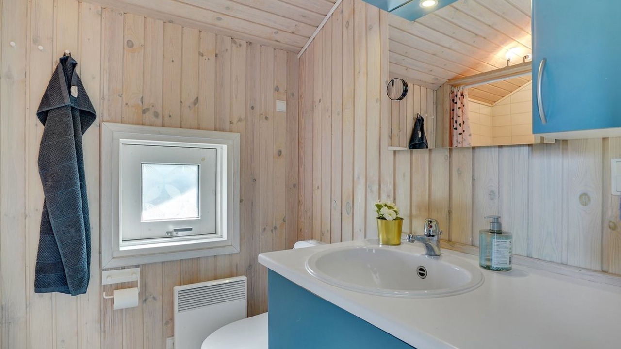 Photo of Bathroom in Yderby