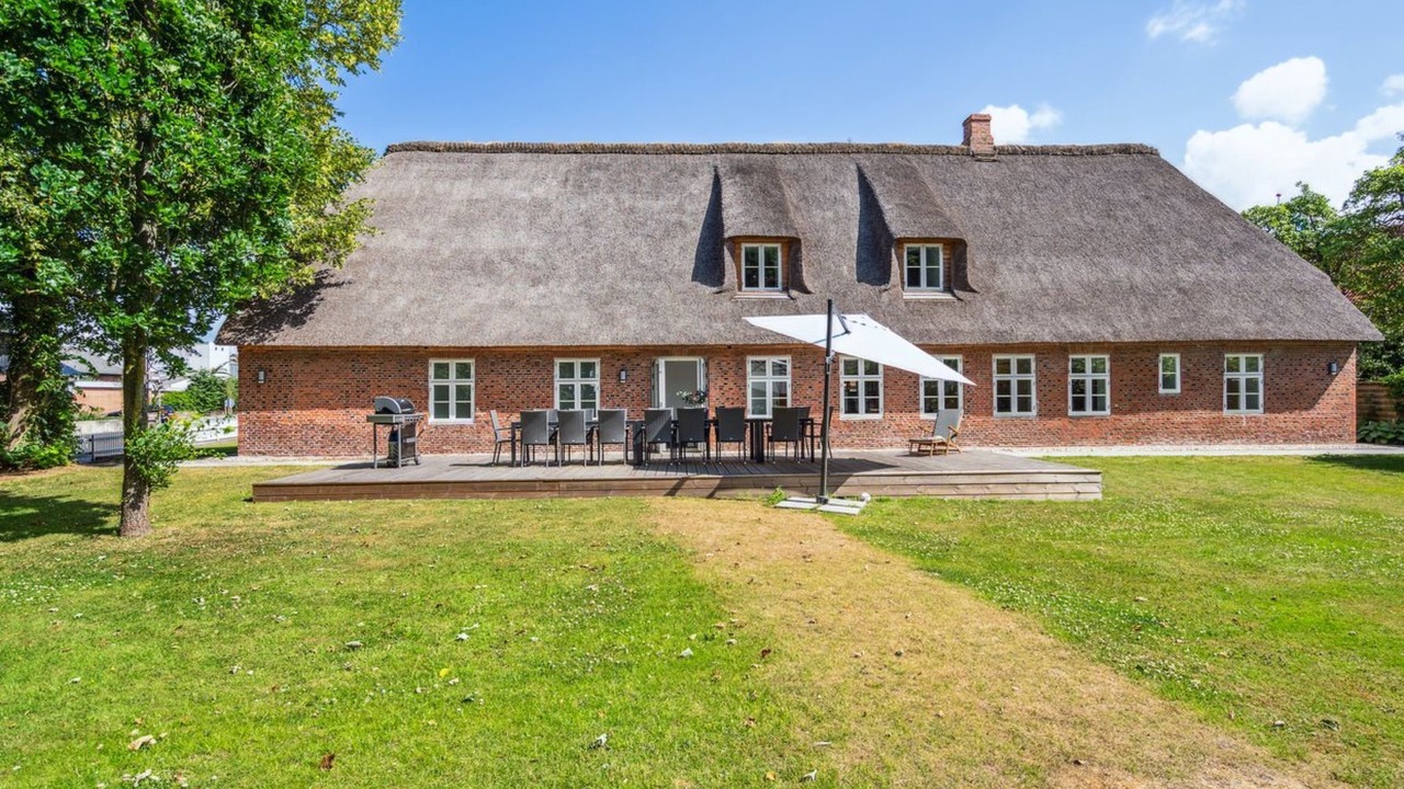 Photo of Others in Hojer