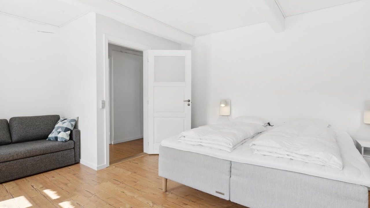 Photo of Others in Hojer