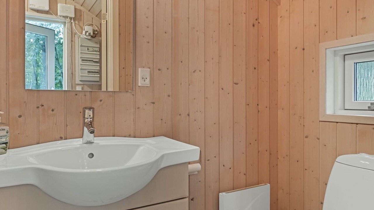 Photo of Bathroom in Arrild Ferieby