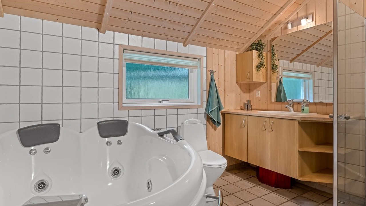 Photo of Bathroom in Arrild Ferieby
