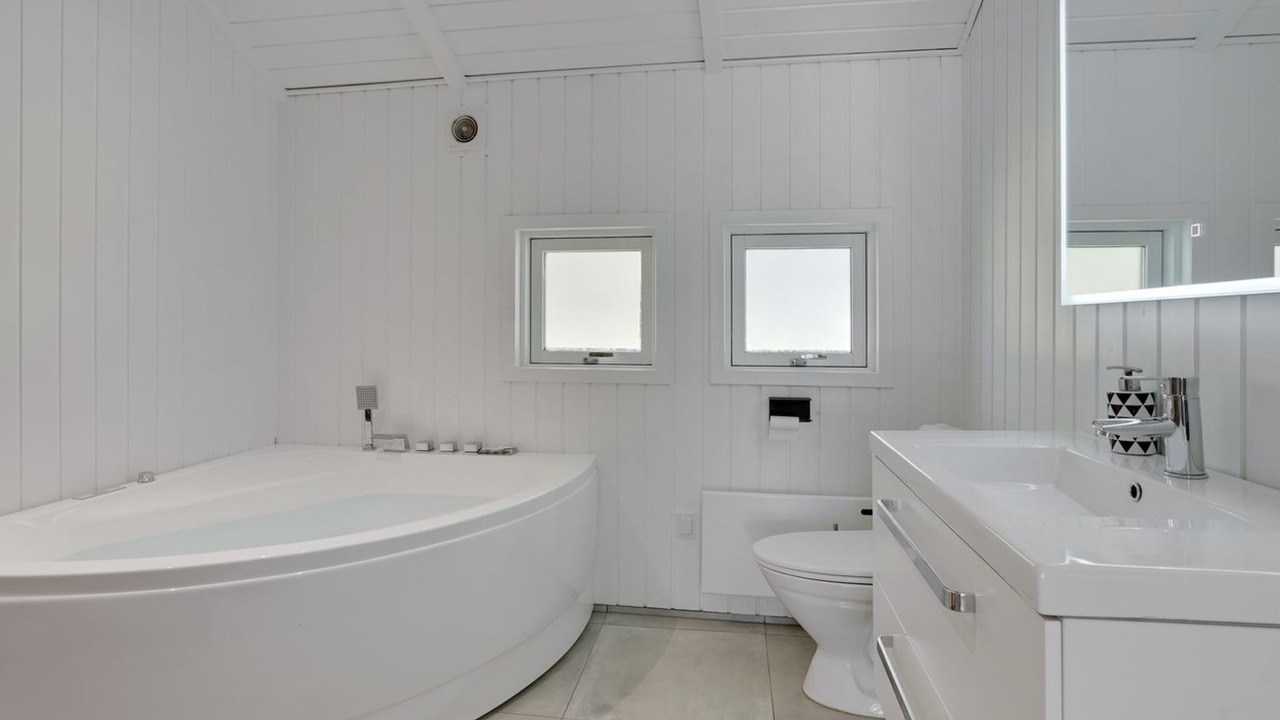 Photo of Bathroom in Toftum