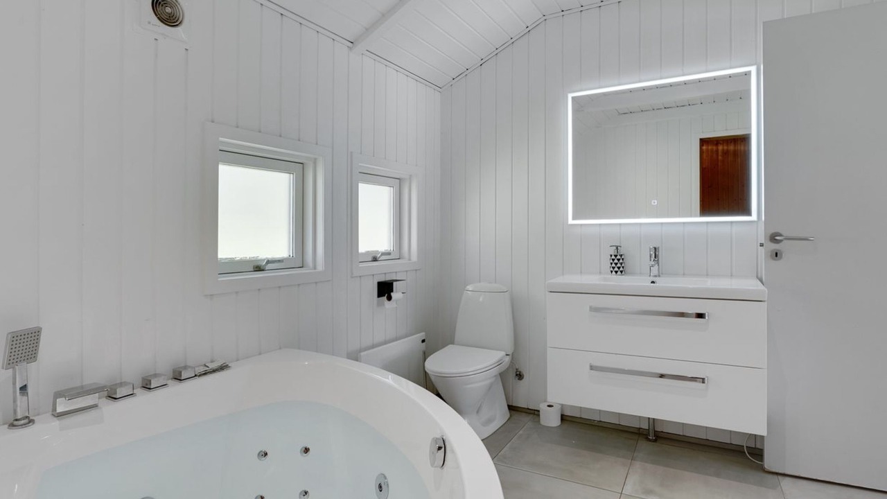 Photo of Bathroom in Toftum