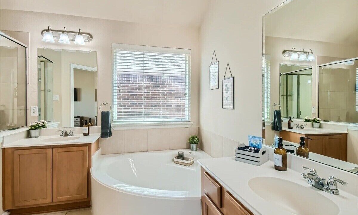 Photo of Bathroom in Little Elm