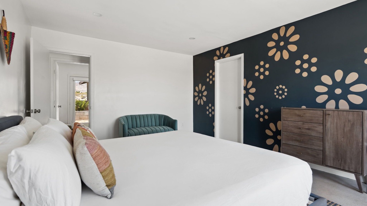 Photo of Bedroom in Landers