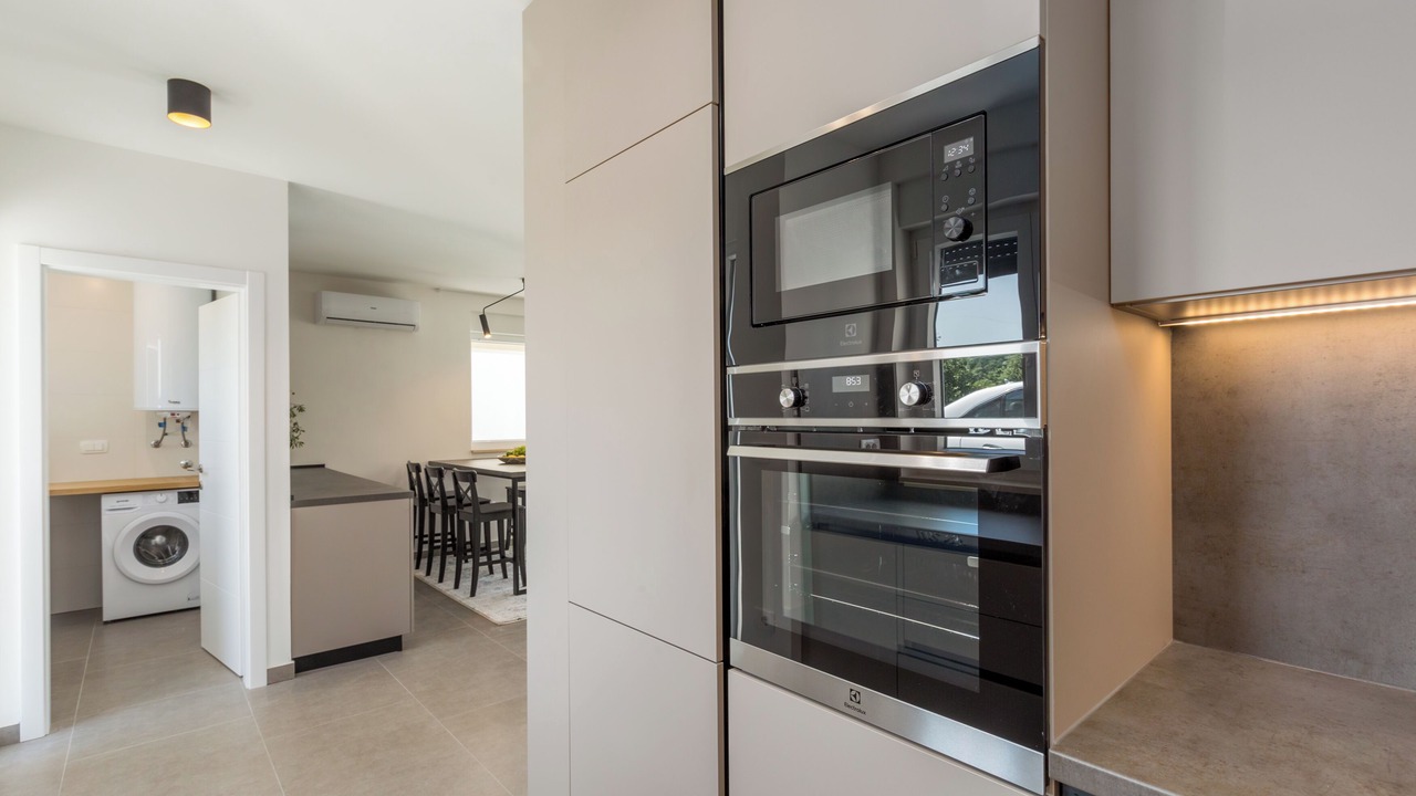 Photo of Kitchen in Tar