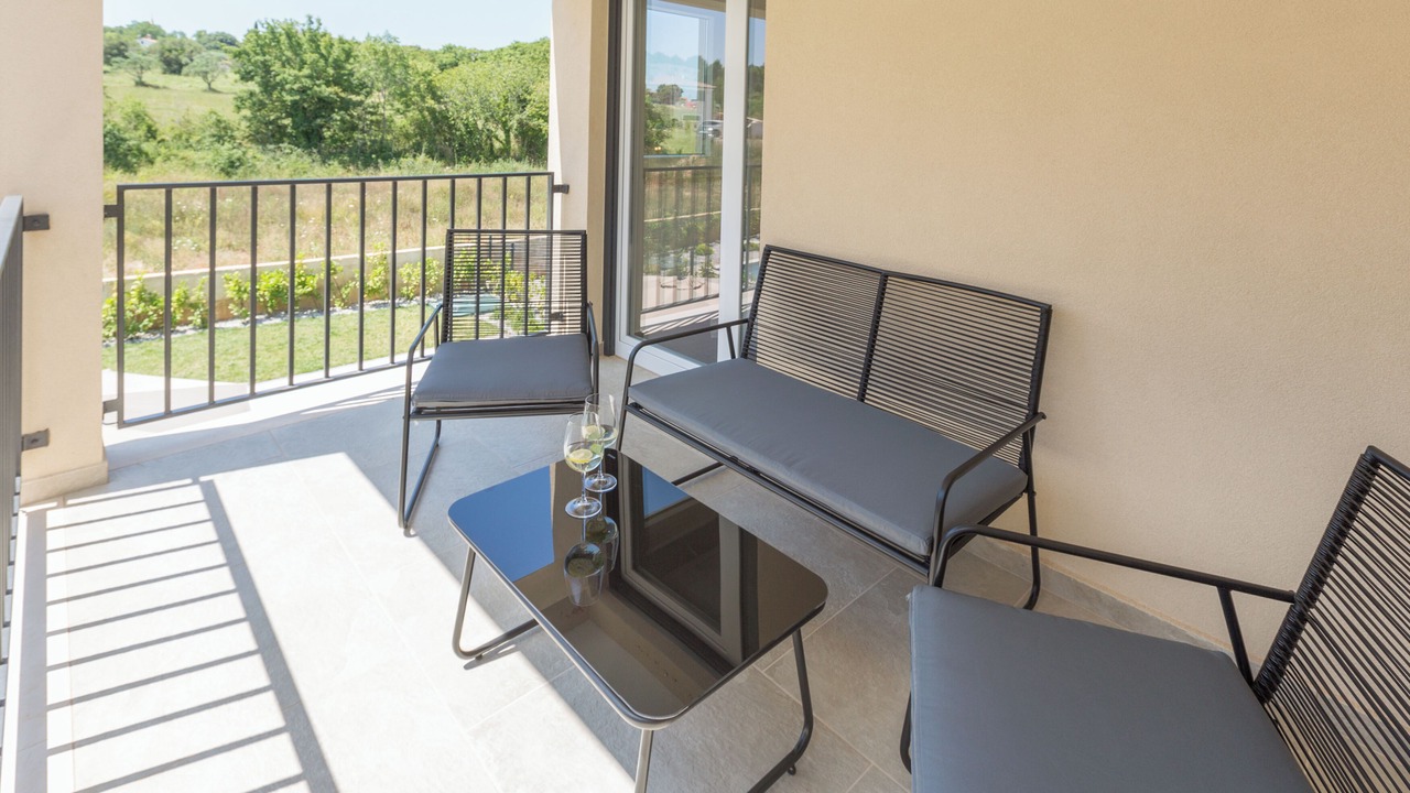 Photo of Patio Balcony in Tar