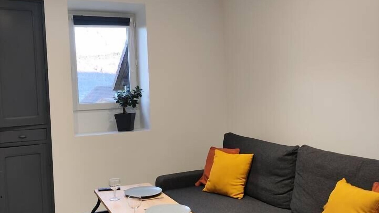 Photo of Livingroom in Peyrieu