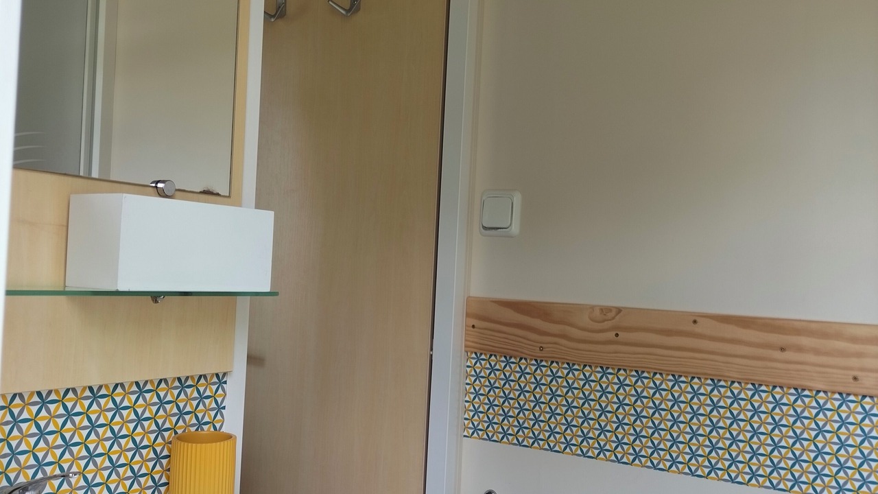 Photo of Bathroom in Lacroix-sur-Meuse