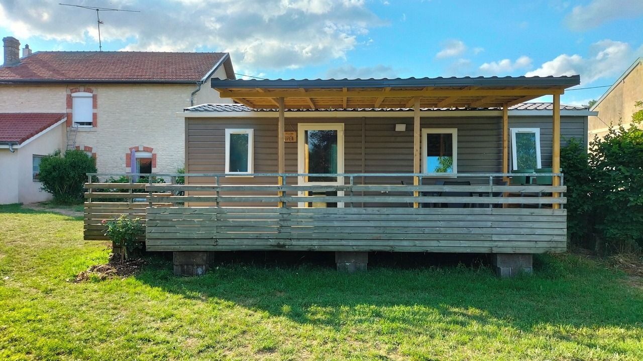 Photo of Outdoor in Lacroix-sur-Meuse