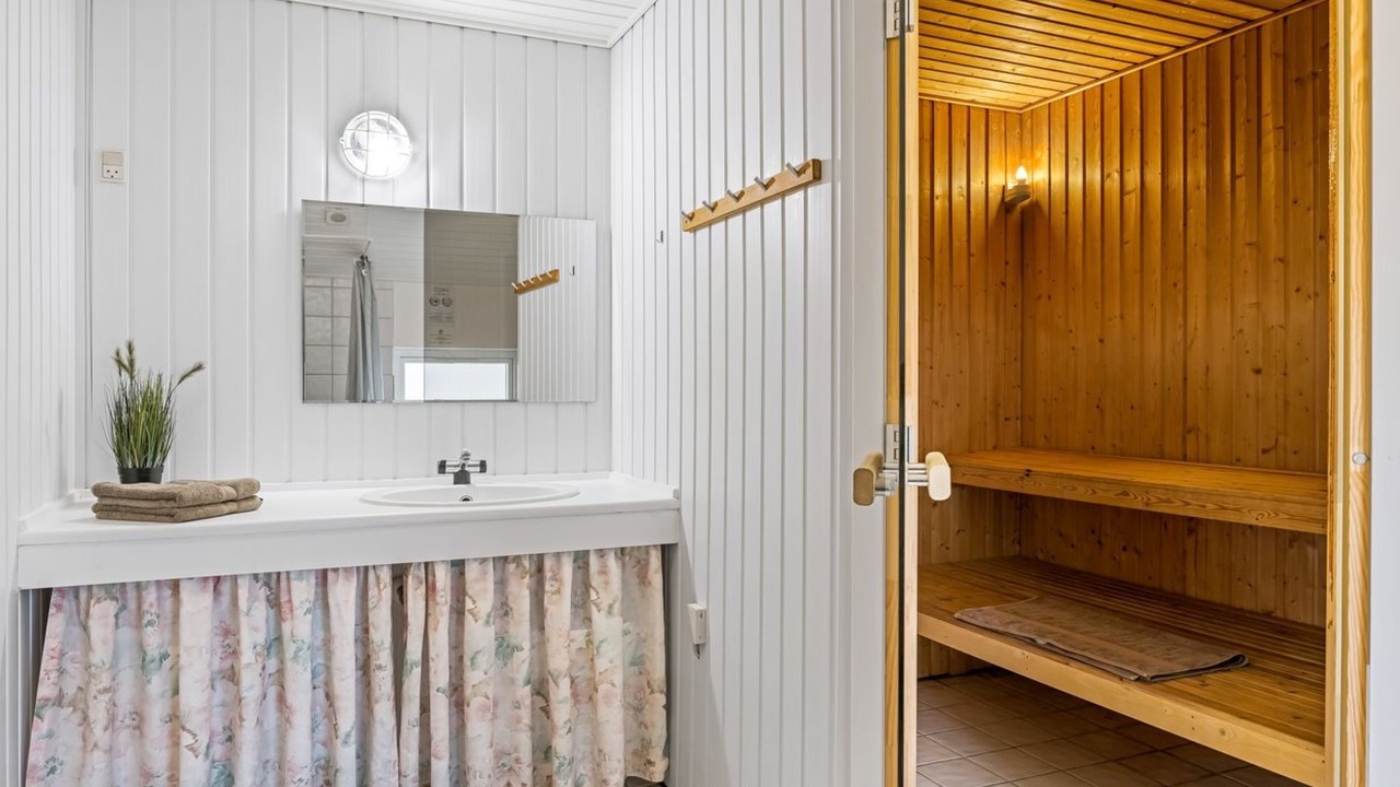 Photo of Bathroom in Haurvig