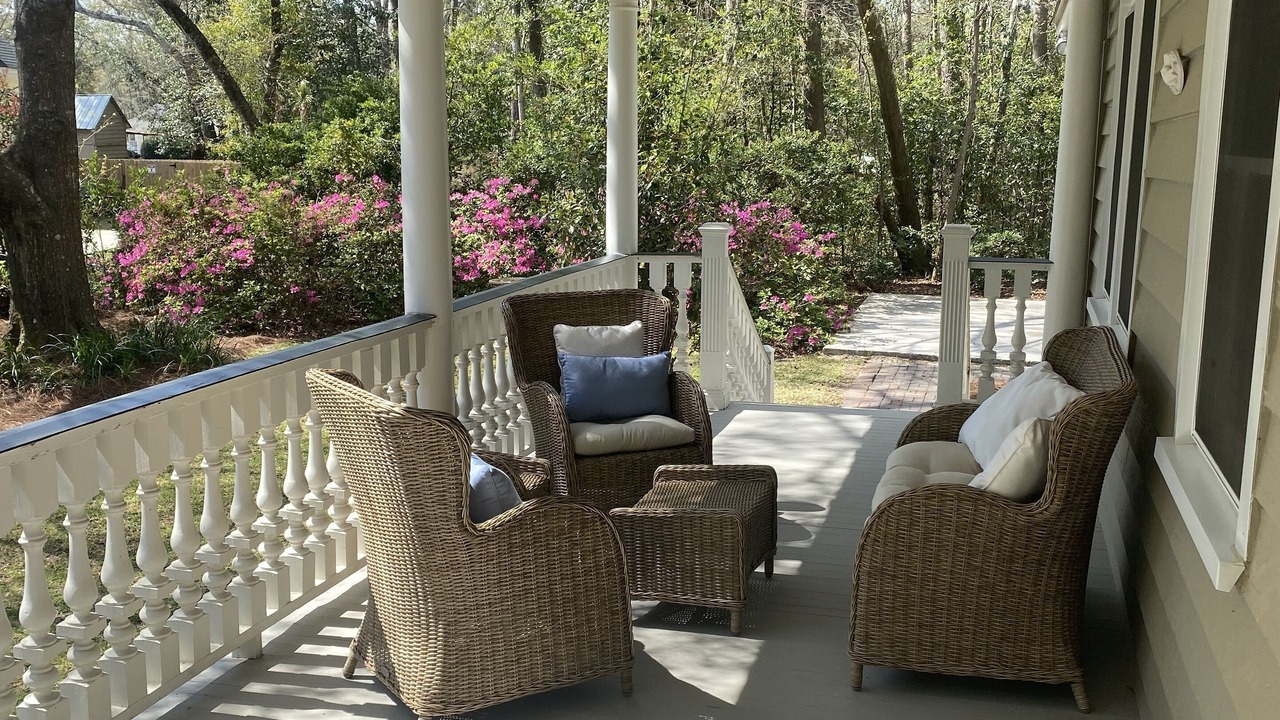 Photo of Patio Balcony in Summerville Historic District
