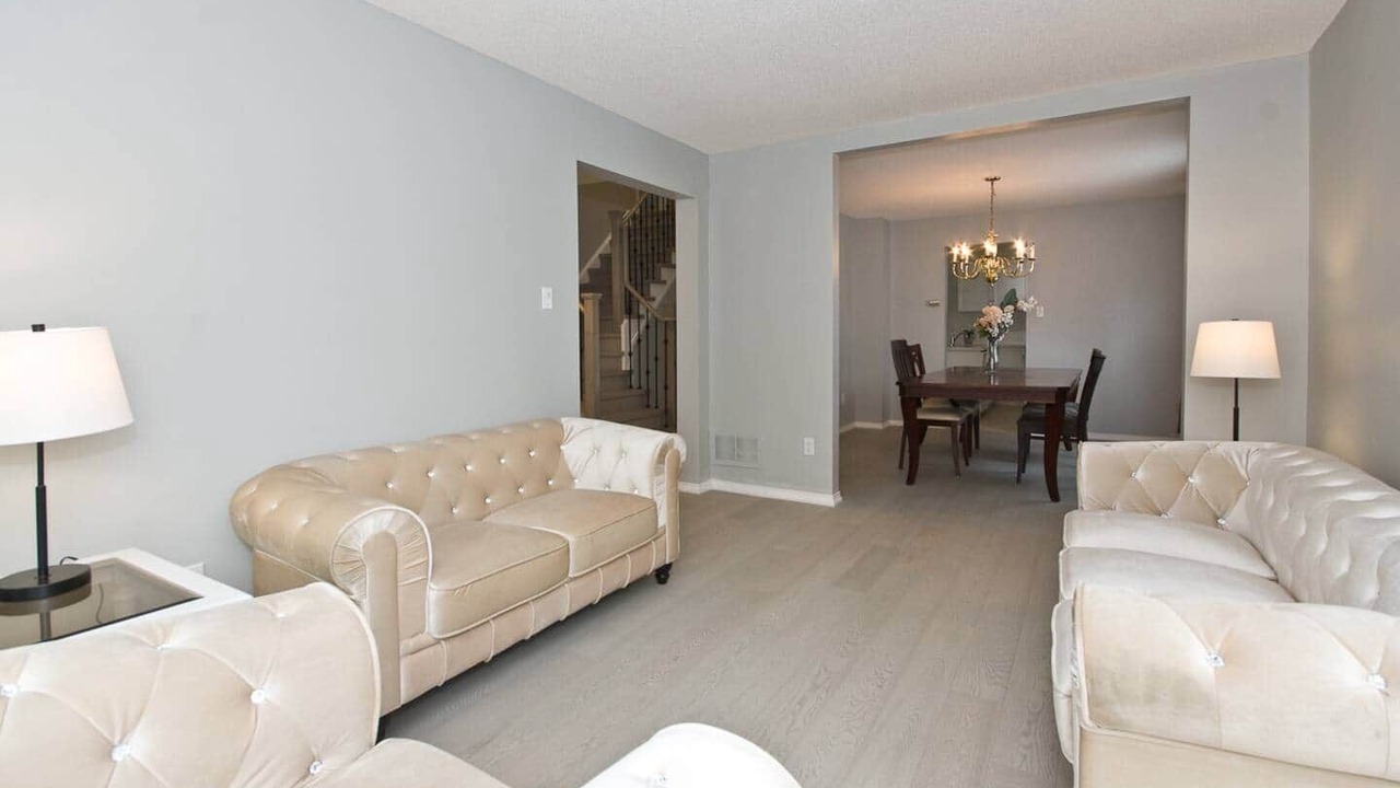 Photo of Livingroom in Alcona