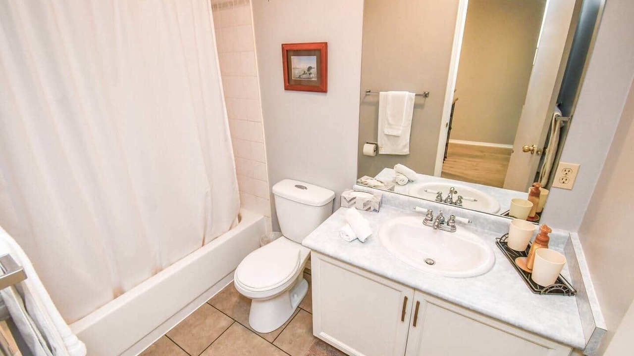 Photo of Bathroom in Alcona