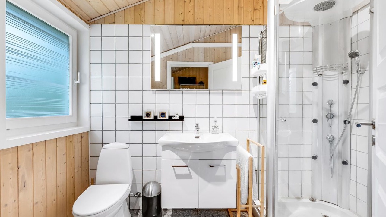 Photo of Bathroom in Arrild Ferieby