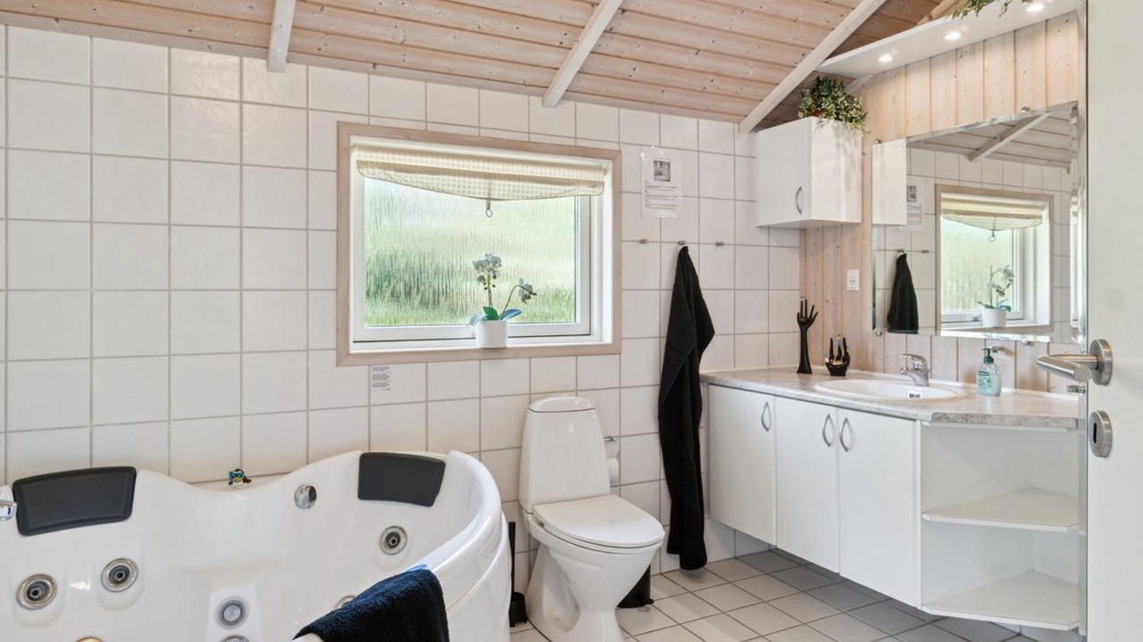 Photo of Bathroom in Ordrup
