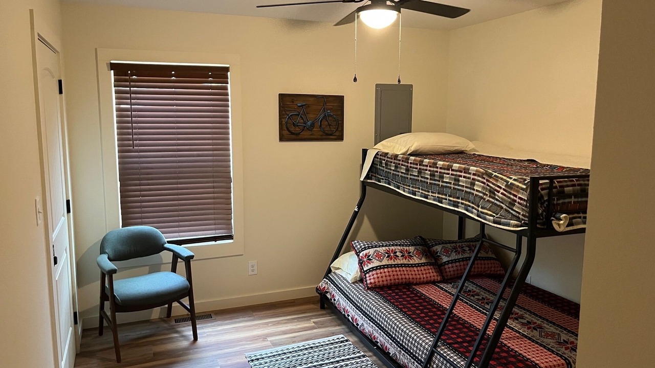 Photo of Bedroom in Elgin