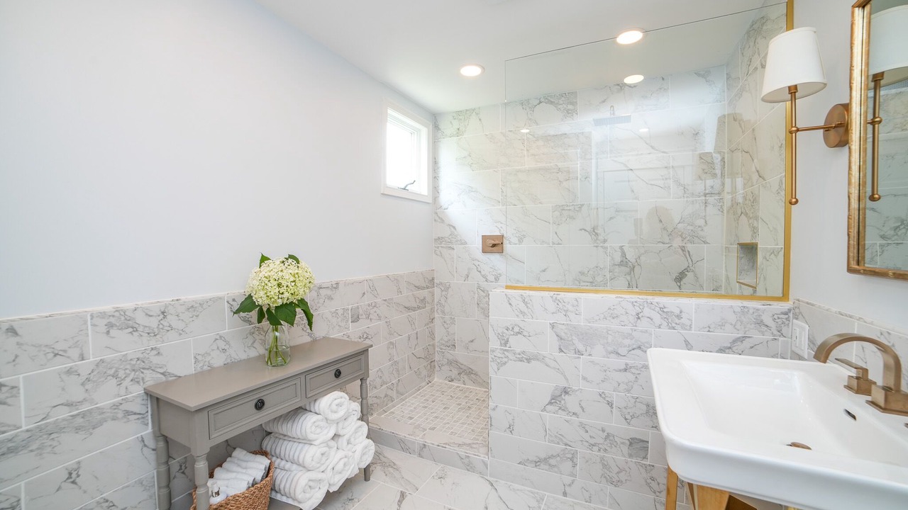 Photo of Bathroom in Manteno
