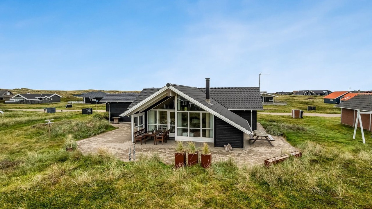 Photo of Others in Vrist Strand