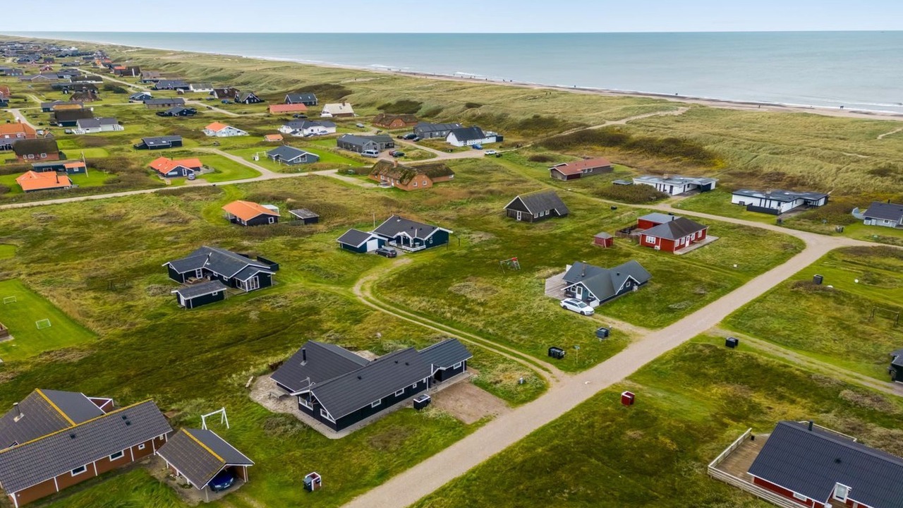 Photo of Others in Vrist Strand