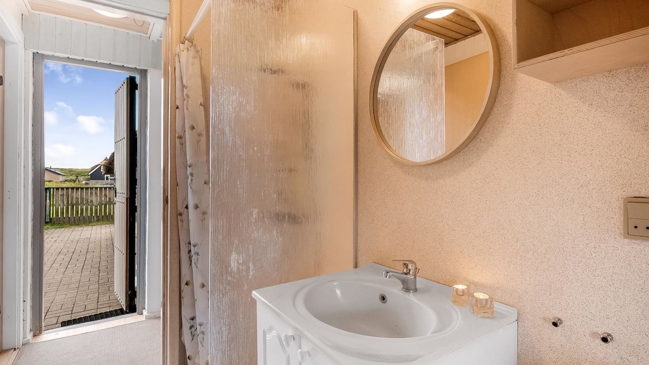 Photo of Bathroom in Vrist Strand