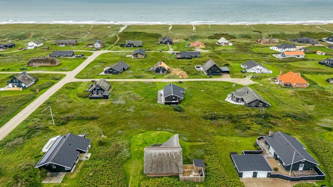 Photo of Others in Vrist Strand