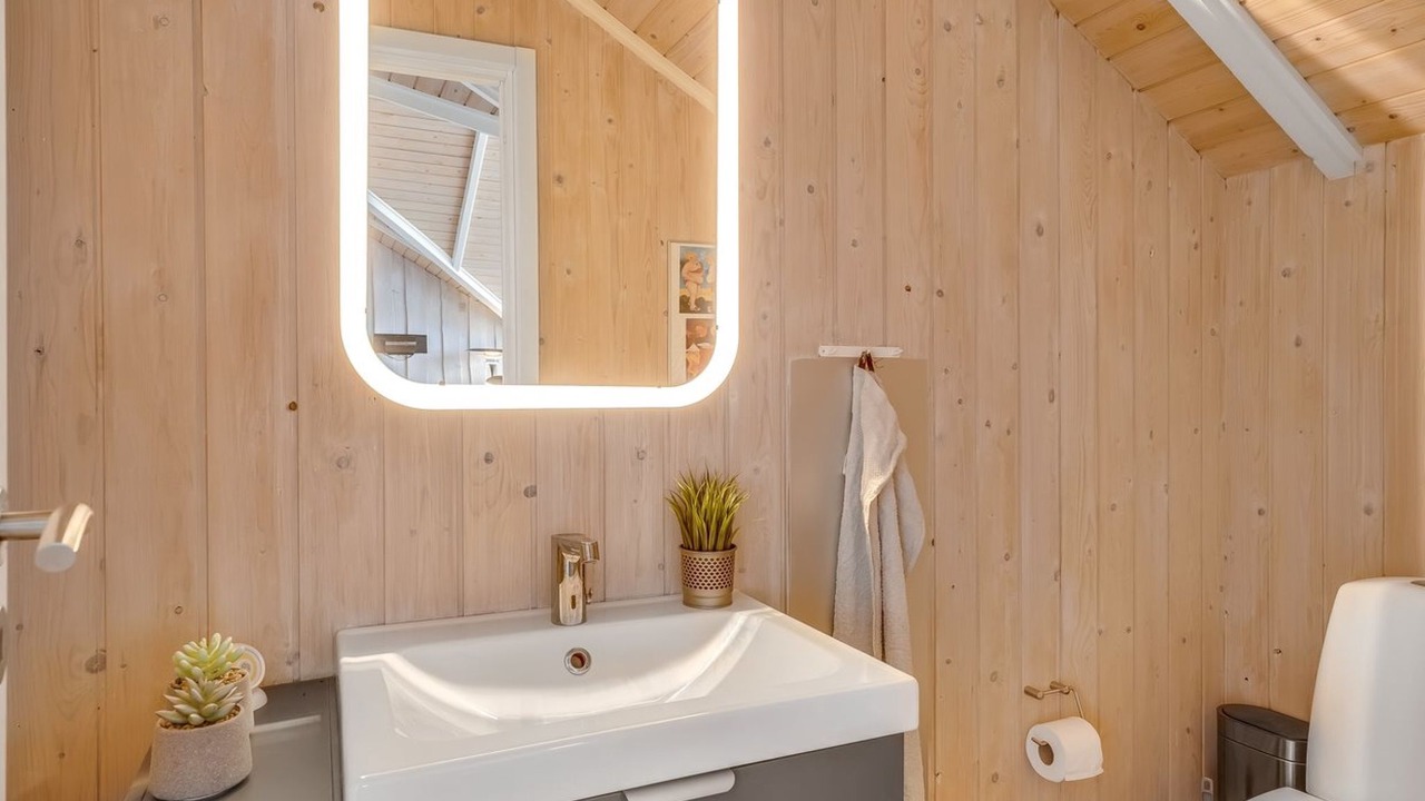 Photo of Bathroom in Vrist Strand