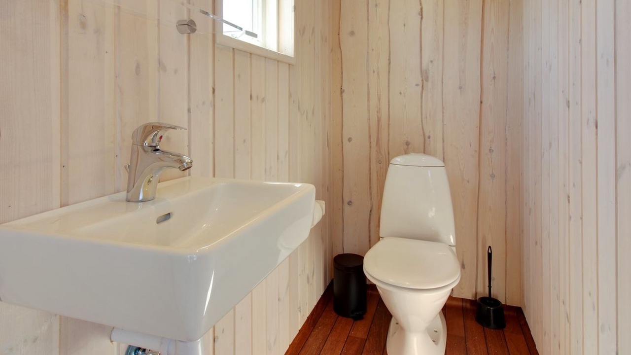 Photo of Bathroom in Trans