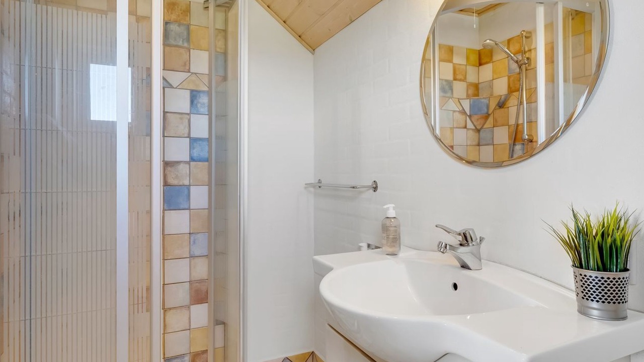 Photo of Bathroom in Trans