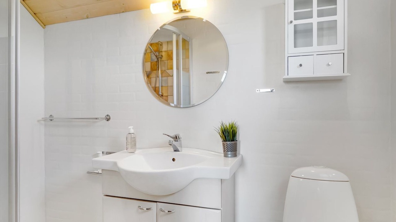 Photo of Bathroom in Trans
