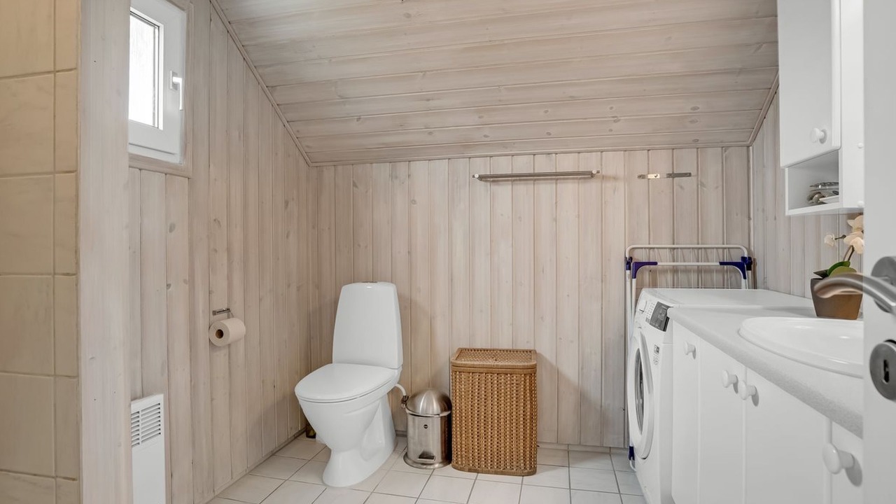 Photo of Bathroom in Trans