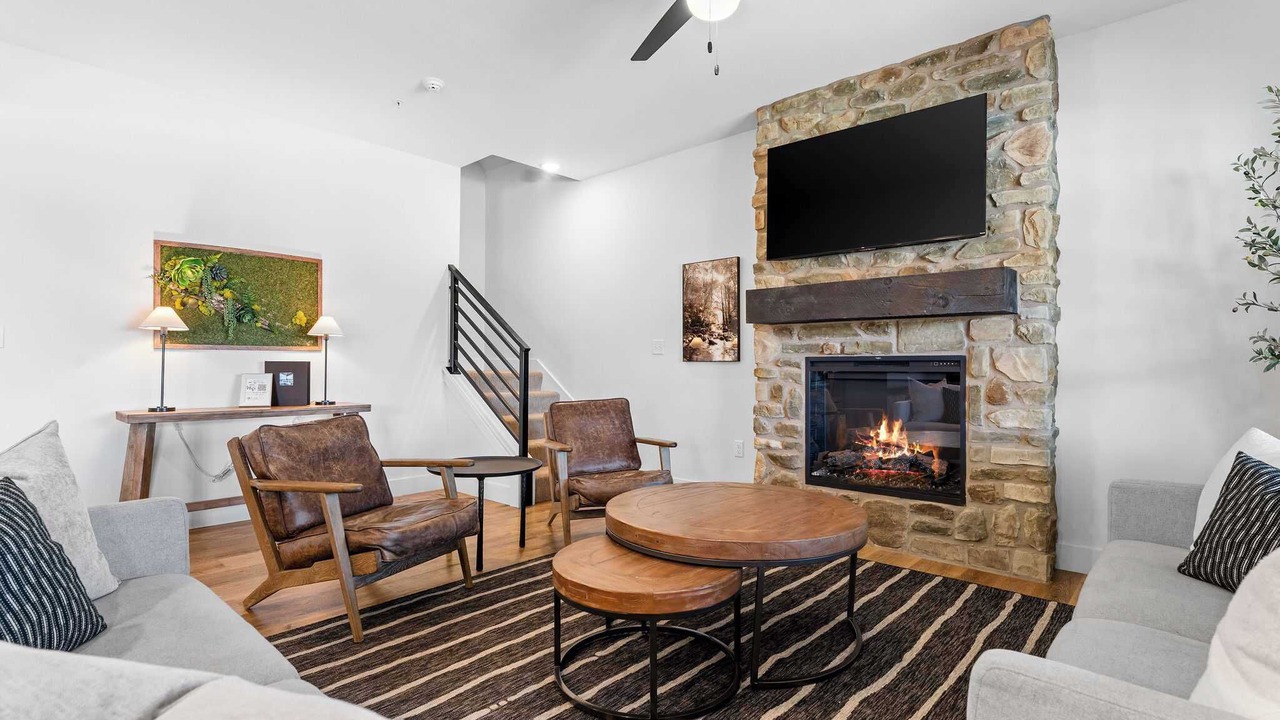 Photo of Livingroom in Hollister