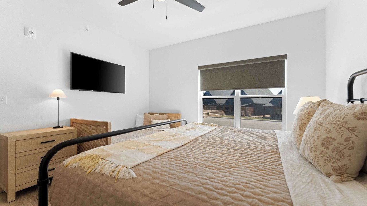 Photo of Bedroom in Hollister
