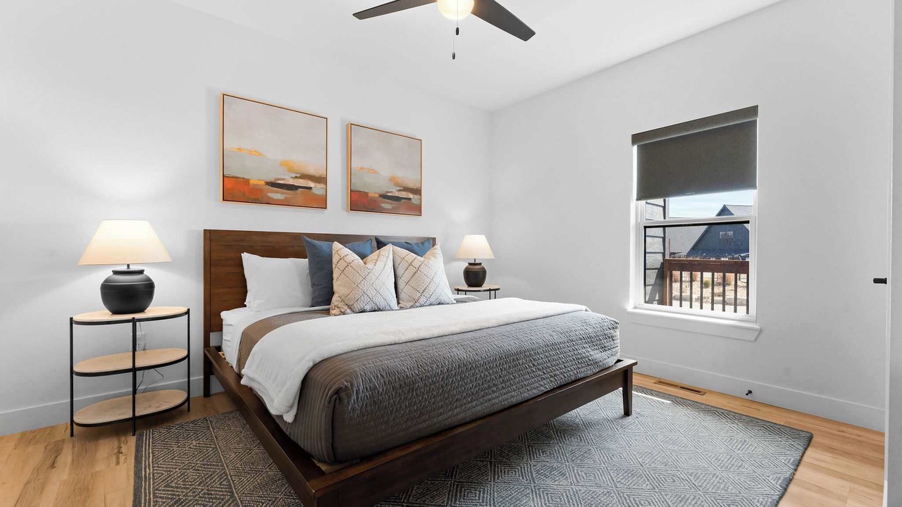 Photo of Bedroom in Hollister