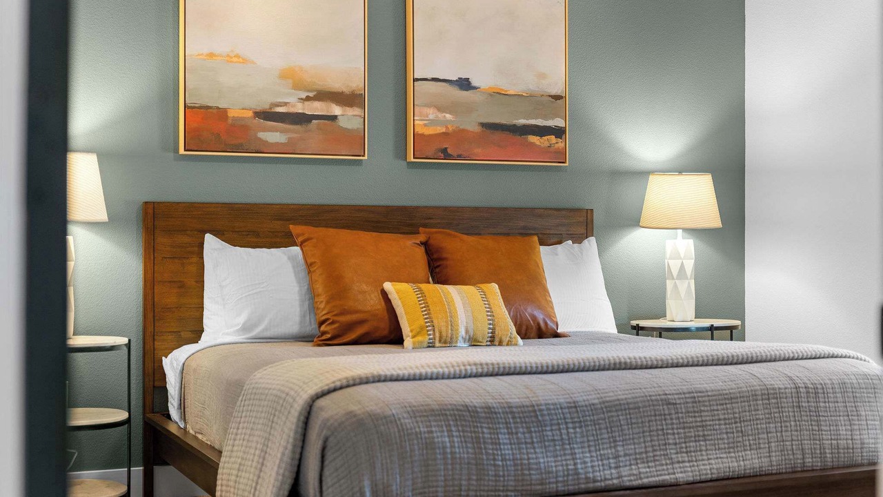 Photo of Bedroom in Hollister